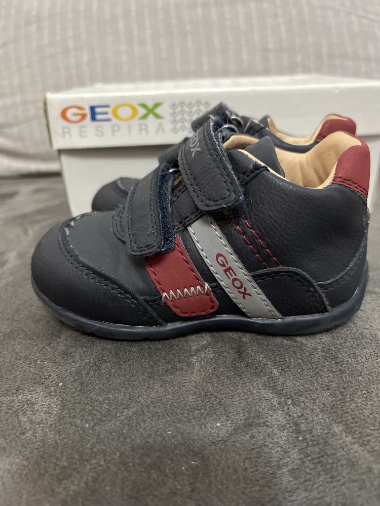 Geox детски обувки!!!