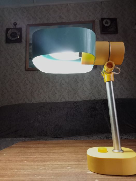 Советские железные настольные лампы