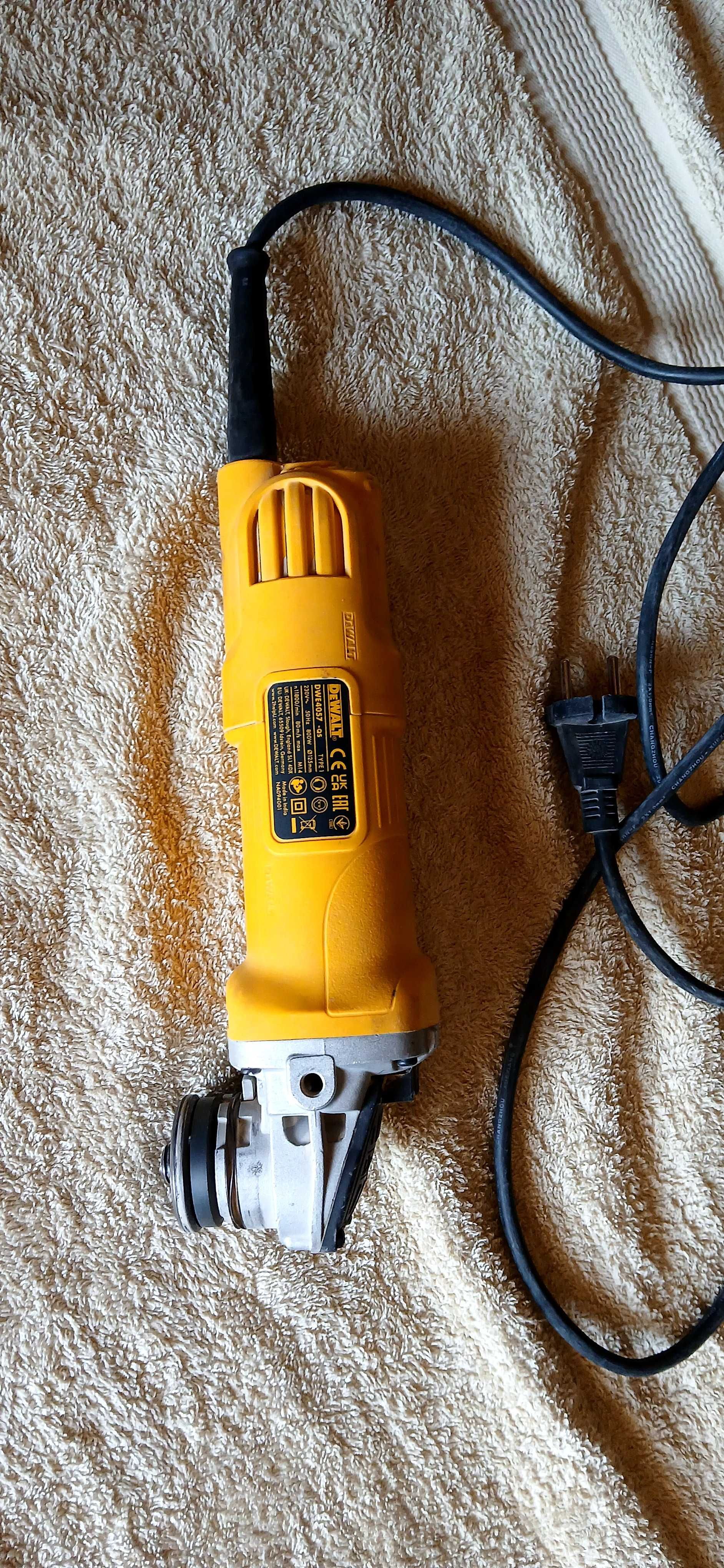 Dewalt DWE4057- QS Болгарка