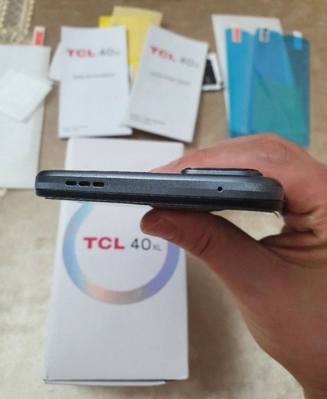 Srochna sotiladi TCL 40XL 6/256GB Orginal Xolati ideal yengide turibdi