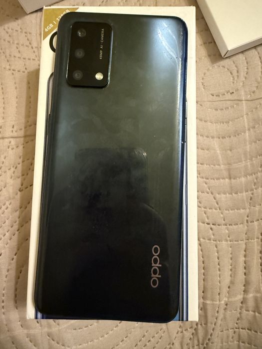 Telefon Oppo. A74