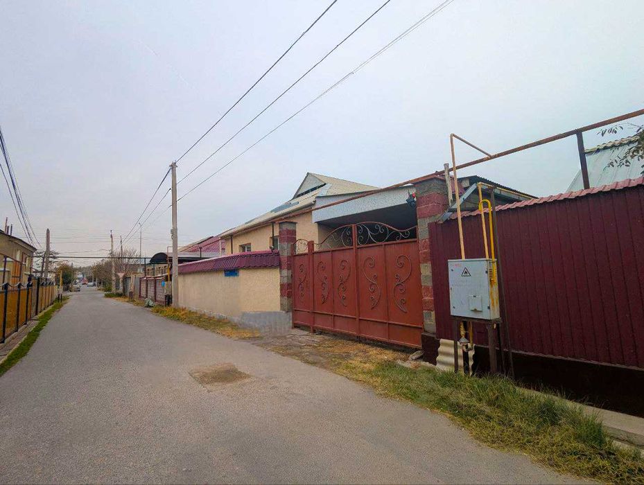 Продается уютный 5-комнатный дом! Заезжай и живи!