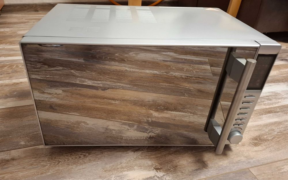 Микровълнова Diplomat 231EG Grill