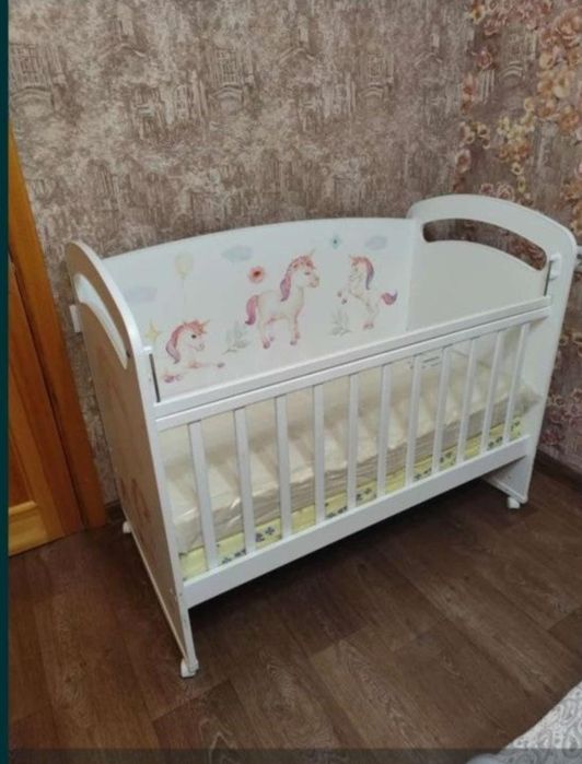 Кроватка детская
