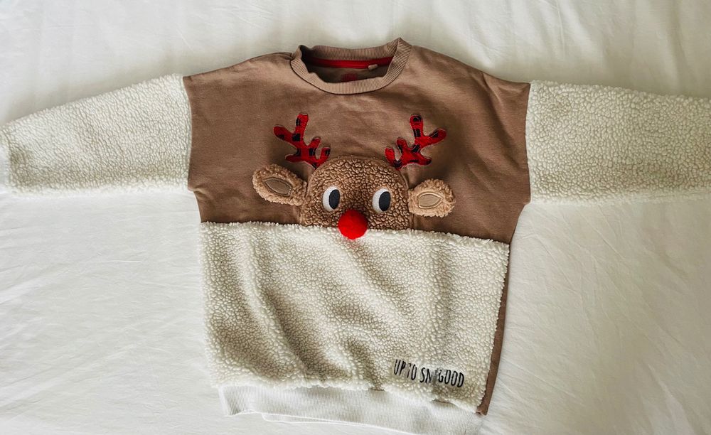 Costum bumbac tematica REN, vârsta 6-7 ani