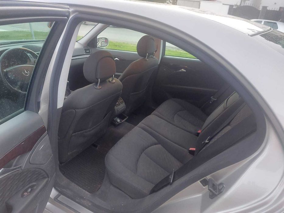 Mercedes -Benz E Class 211 CDI 2004 - Stare Inpecabila