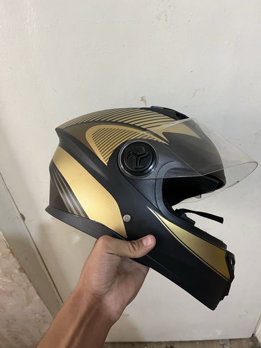 Moto shlem+chexol