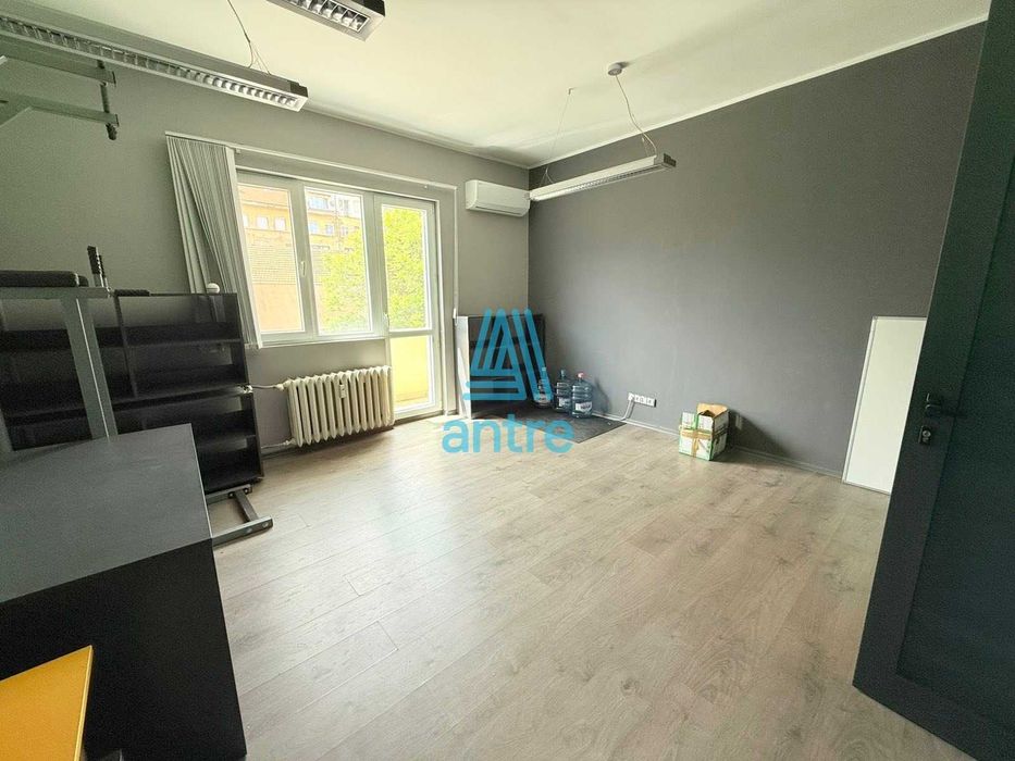 Продава се Тристаен апартамент в София, Център - 120 кв.м за 2833 €/кв.м - Снимка #3