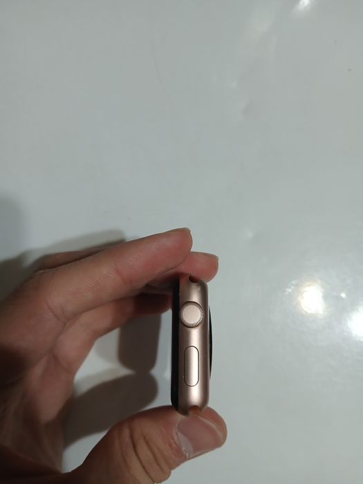 Apple watch series 3 42 mm в идеальном состоянии