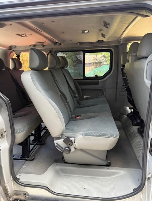 Microbuz 8+1 Remorca Stema 750 Kg