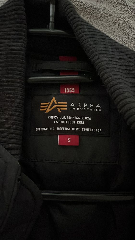 Geaca originala Alpha Industries