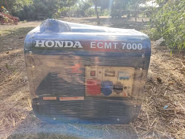 Generator trifazat  Honda ECMT 7000