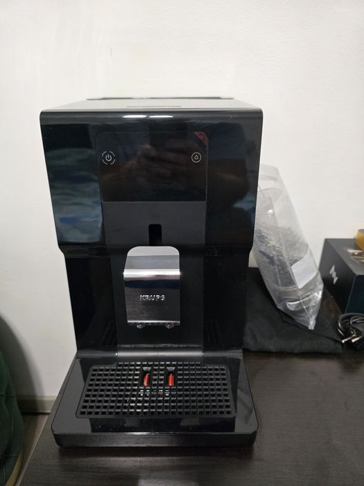 Espressor automat KRUPS Intuition EA873810, 3l, 1450W, garanție 2028
