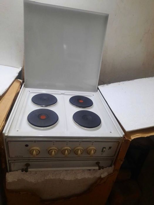 Продам новую электрическую плиту