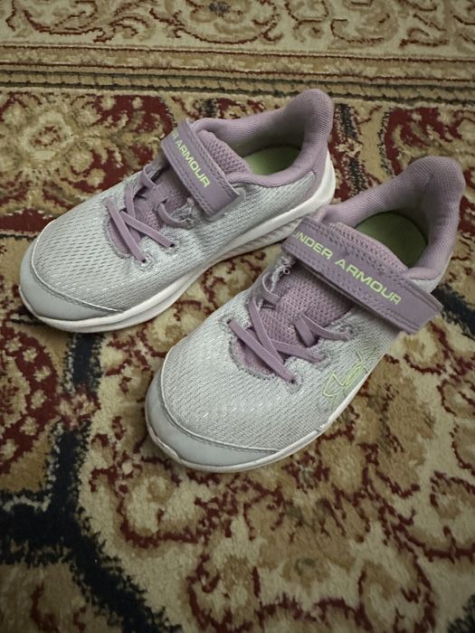 Vand pantofi sport Under Armour Pursuit 3 nr. 32