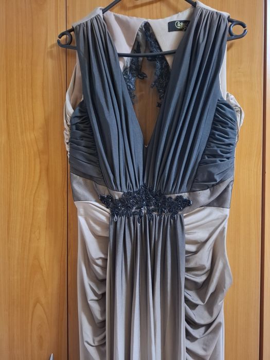 Vand rochie de ocazie!