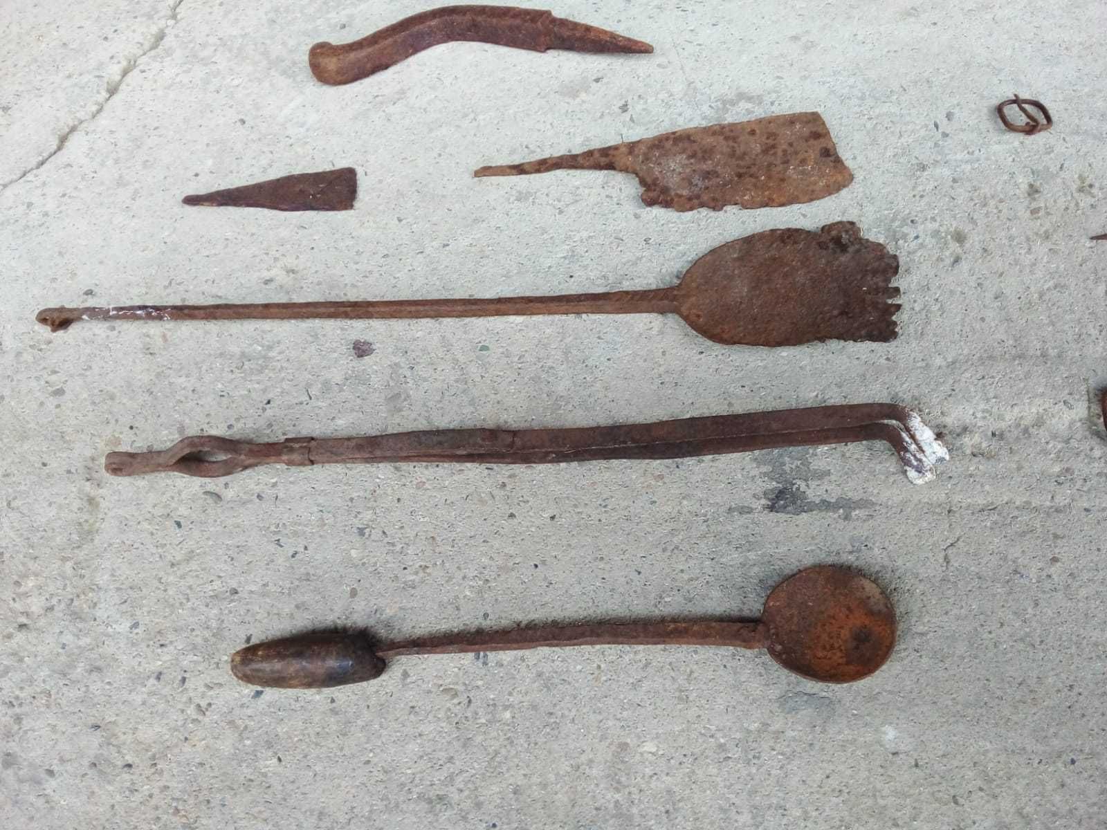 Стари железа и инструменти - антики