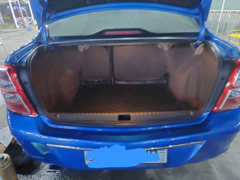 Продам автомобиль Шевроле Кобальт