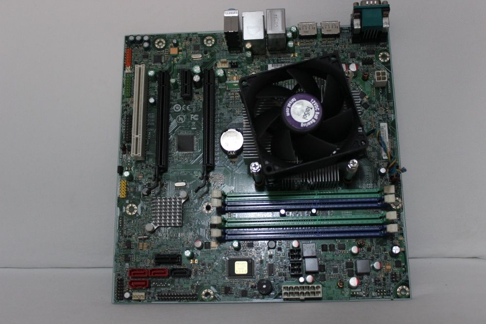 Placa baza Lenovo IS8XM cu procesor I5 4570 Schimb