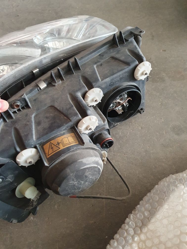 Far halogen xenon bară DAF euro 5