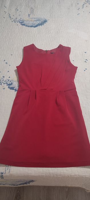 Rochie roșie pentru Revelion, mărimea S