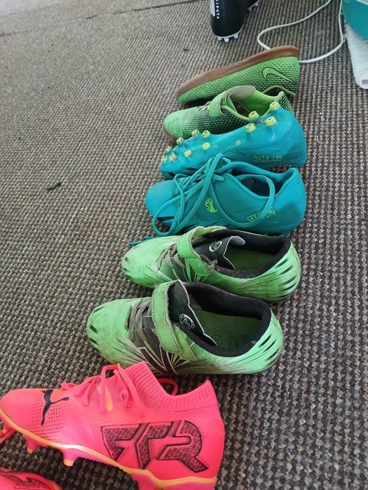 Vind ghete fotbal pentru copii diferite modele