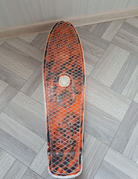 Скейтборд продам