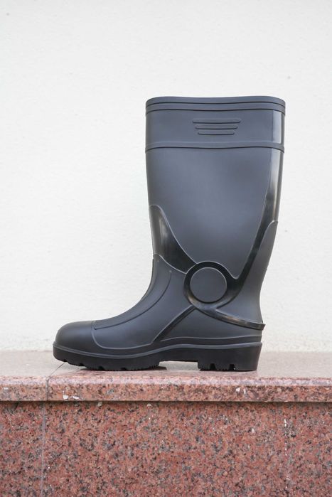 Водозащитные сапоги из ПВХ для промышленности  Цена: 135 000 сум