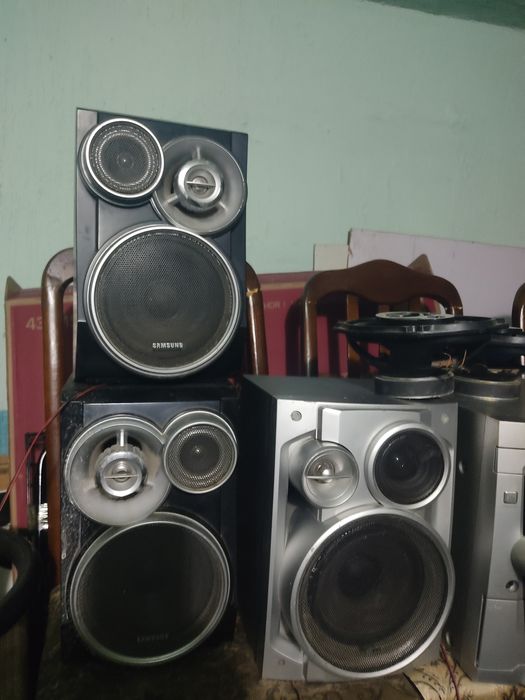 Колонка сатылады екі штук