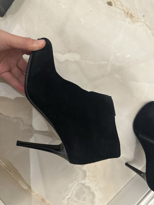 Женская обувь из натуральной замши