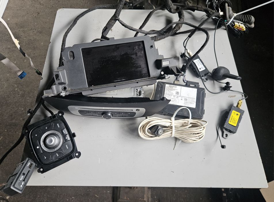 Kit navigatie R-link Renault Laguna 3