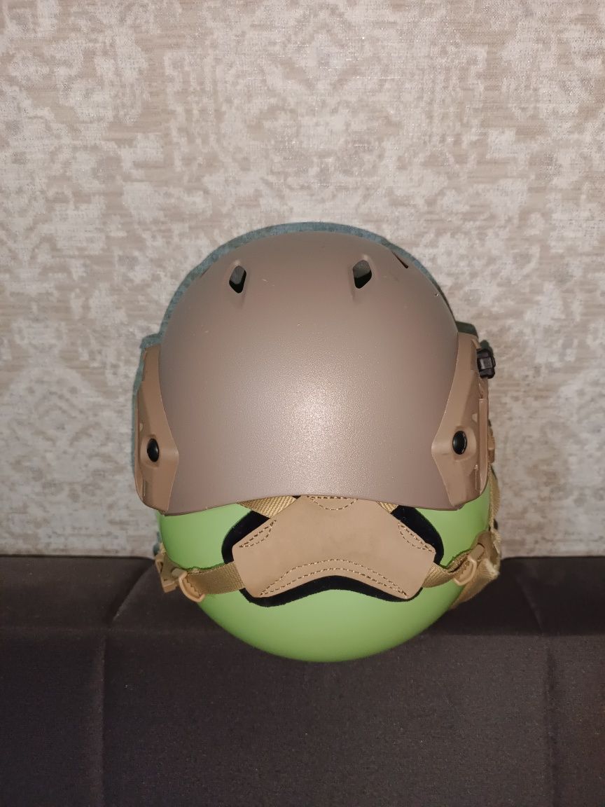 Продам шлем FMA HELMET.