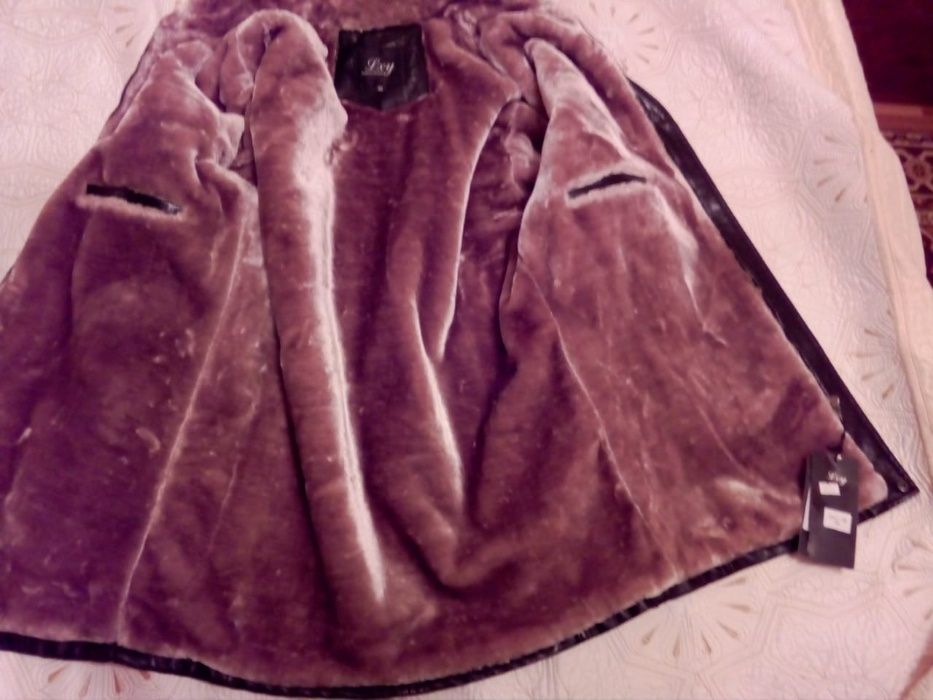Продам дубленку новая