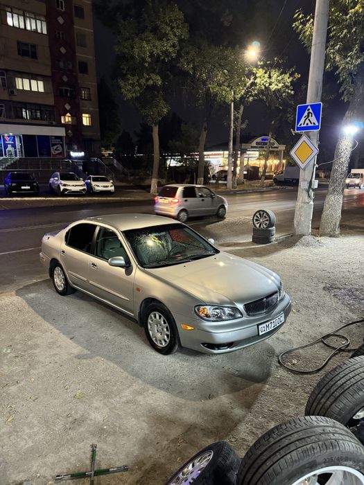 Nissan maxima tinnu xolatda