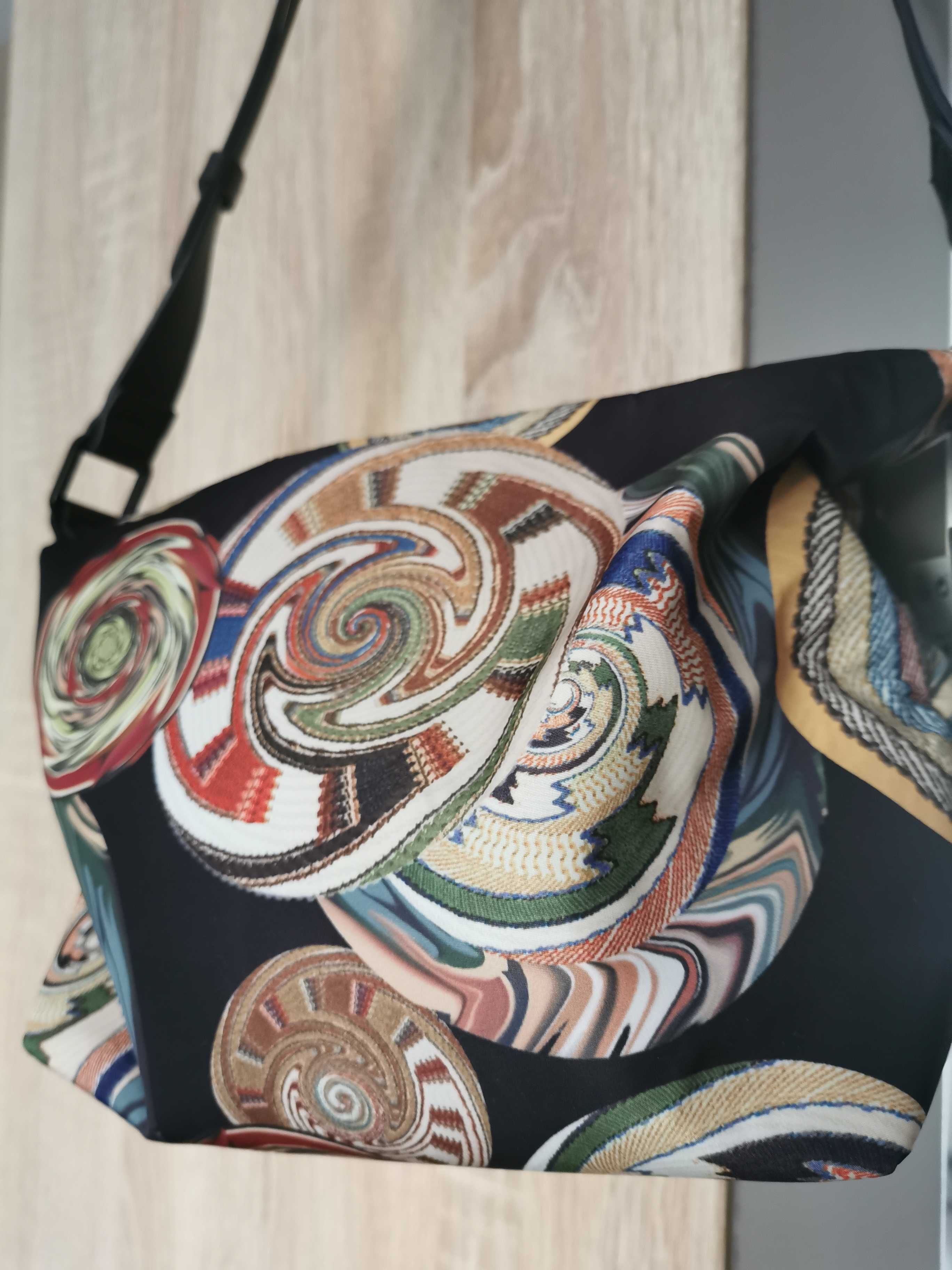 Чанта Desigual нова