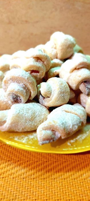 Cornulete fragede cu unt