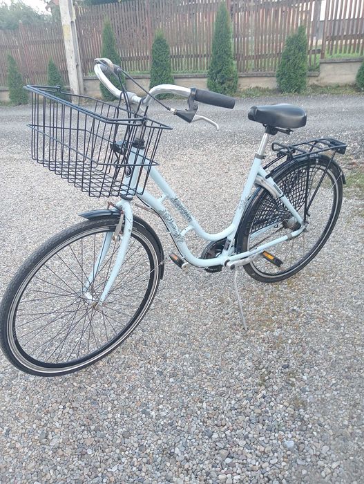 Vând bicicleta dama