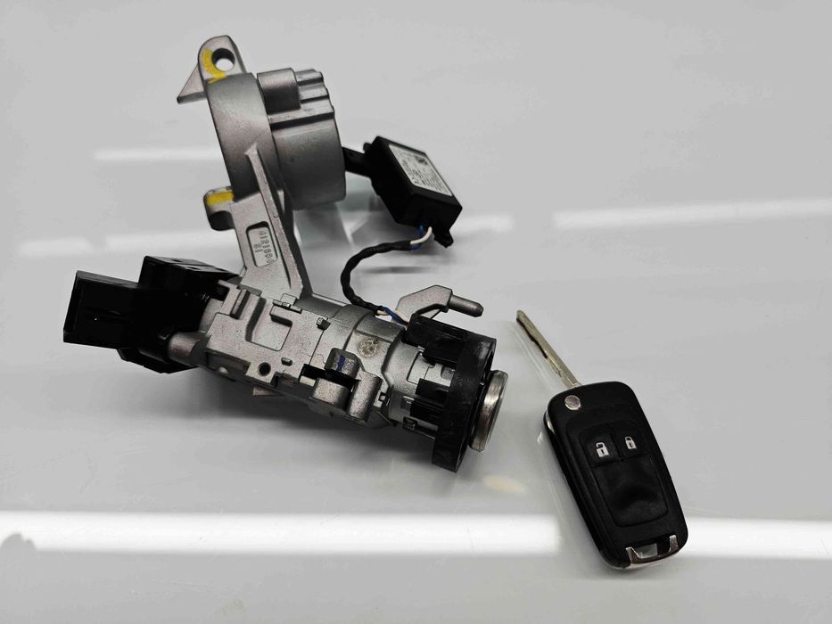 Contact cu cheie  Opel Astra J [Fabr 2009-2015] 20939745  1.7 A17DTS9