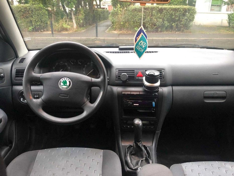 Skoda Octavia Combi Tour 1.6 benzina + GPL