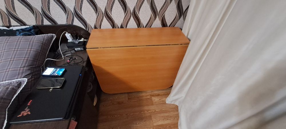 Стол-книжка б/у.