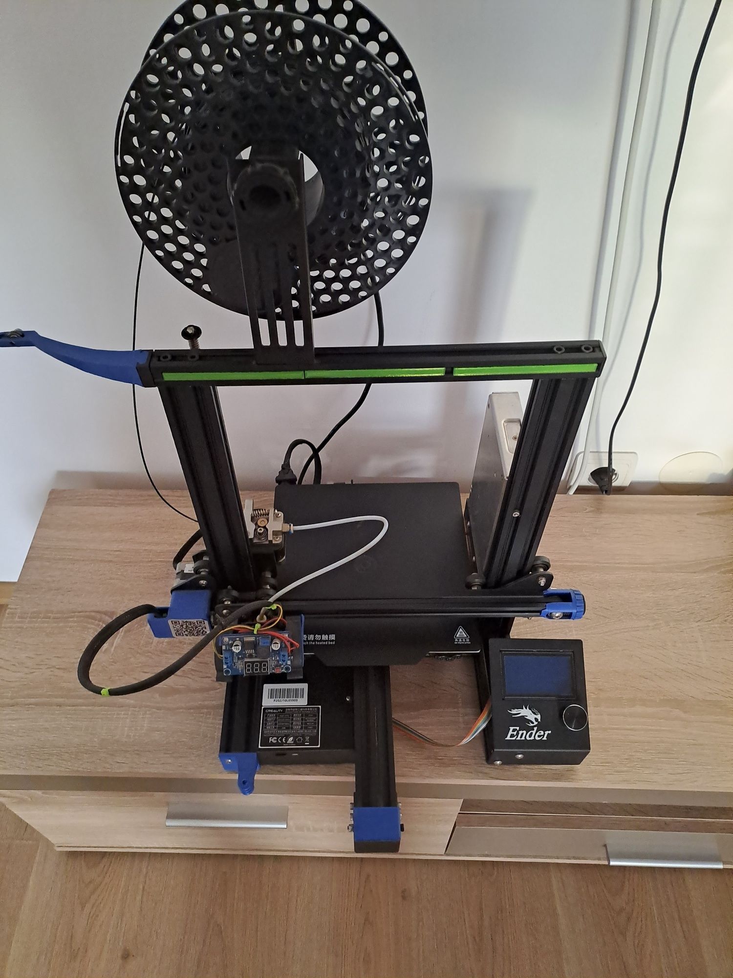 Vând imprimantă 3D