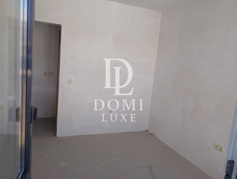 Продава се Тристаен апартамент в Варна, Левски - 80 кв.м за 2738 €/кв.м - Снимка #6