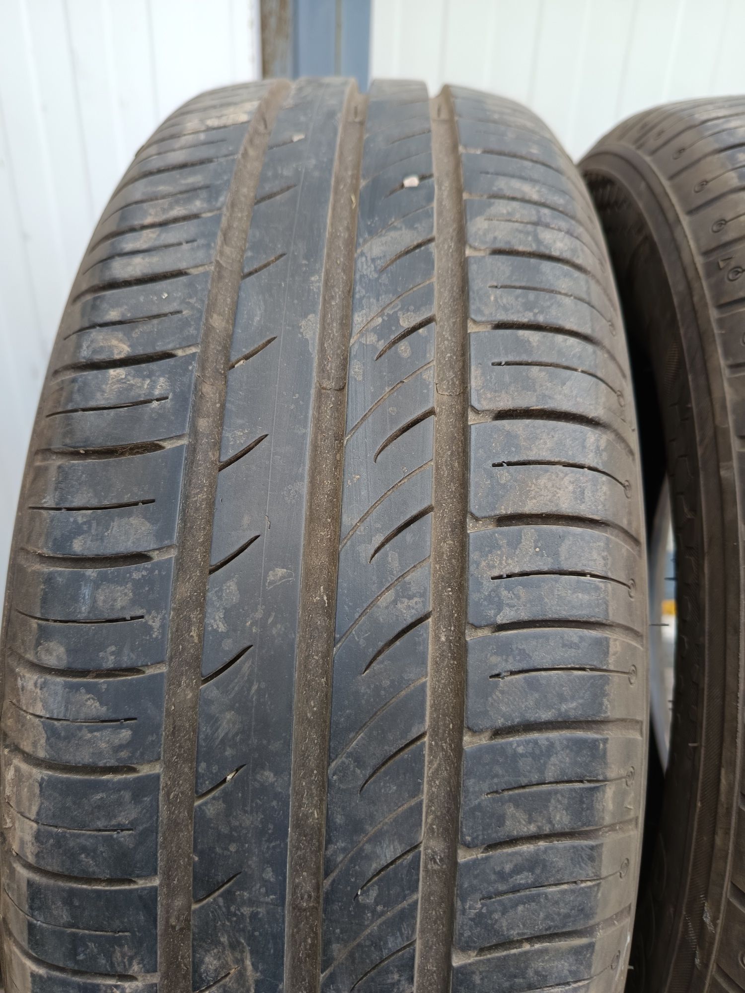 195 60 R 15 KUMHO Дот 4122
