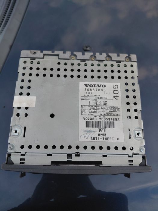 Радио за Volvo V40