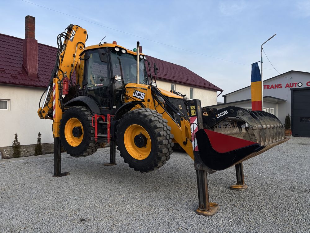 Buldoexcavator JCB 5CX 2018