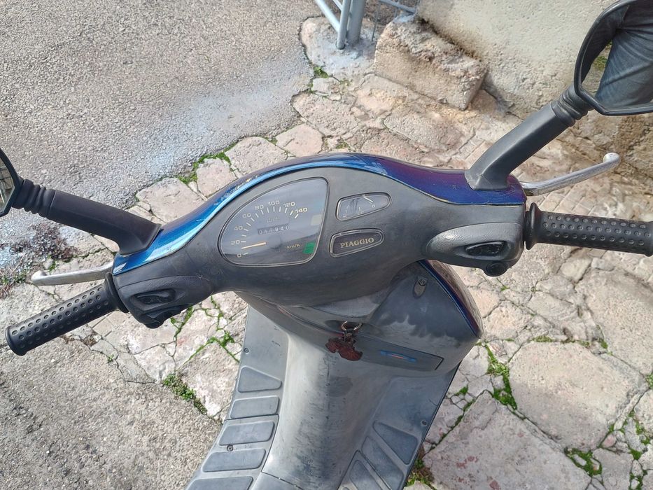 Piaggio sfera 125