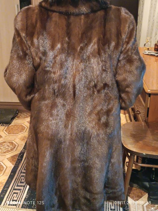 Шуба норковая. В хорошем состоянии