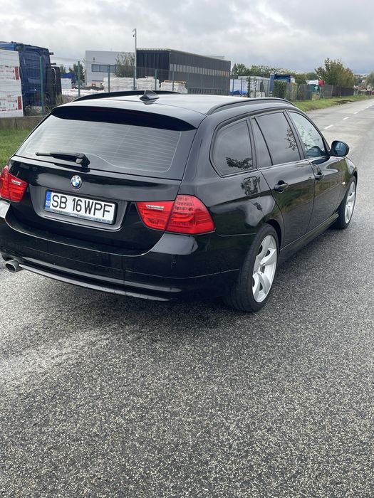 Bmw E91  320d xdrive