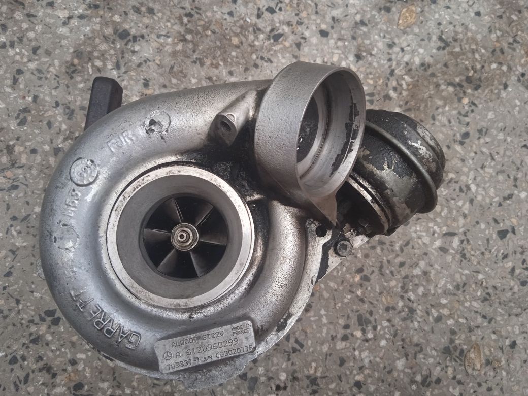 Турбина за Mercedes Benz W163 ML270 CDI 163к.с.