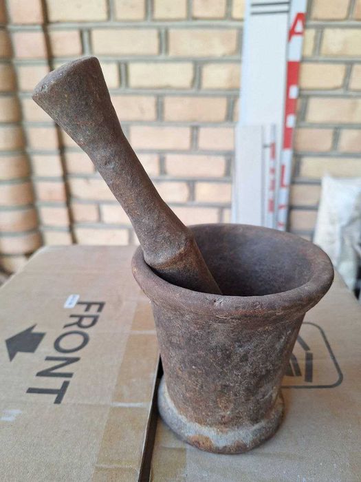 ступа с пестиком, железная